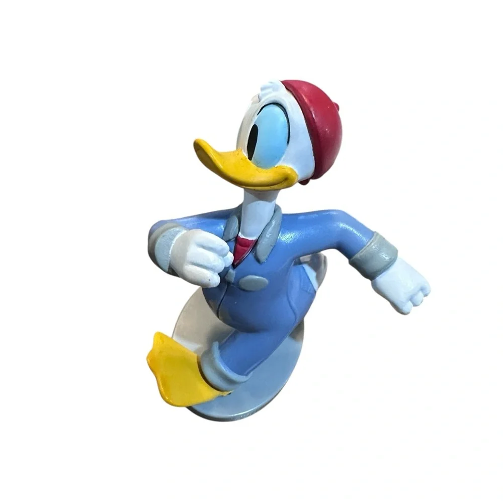 Disney Donald Duck Running Figurine 2.5‎ inch